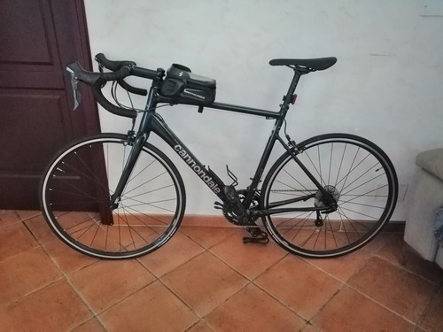 Bicicletta cannondale caad